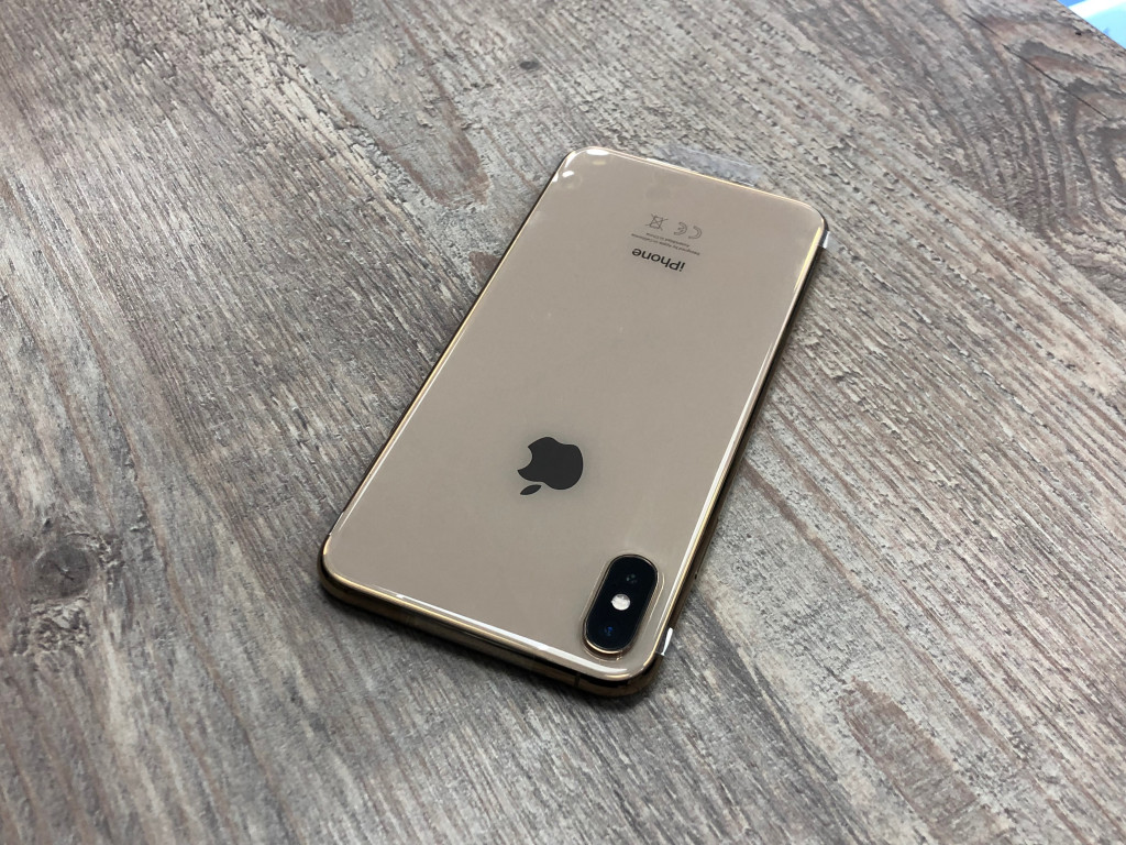 Смартфон Apple iPhone Xs Max Gold